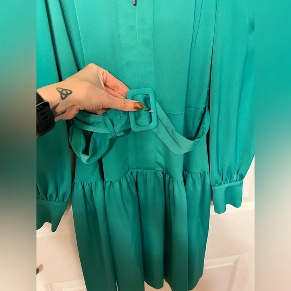 Karl Lagerfeld Vibrant Green Long Sleeve Dress- NWOT - Picture 6 of 8